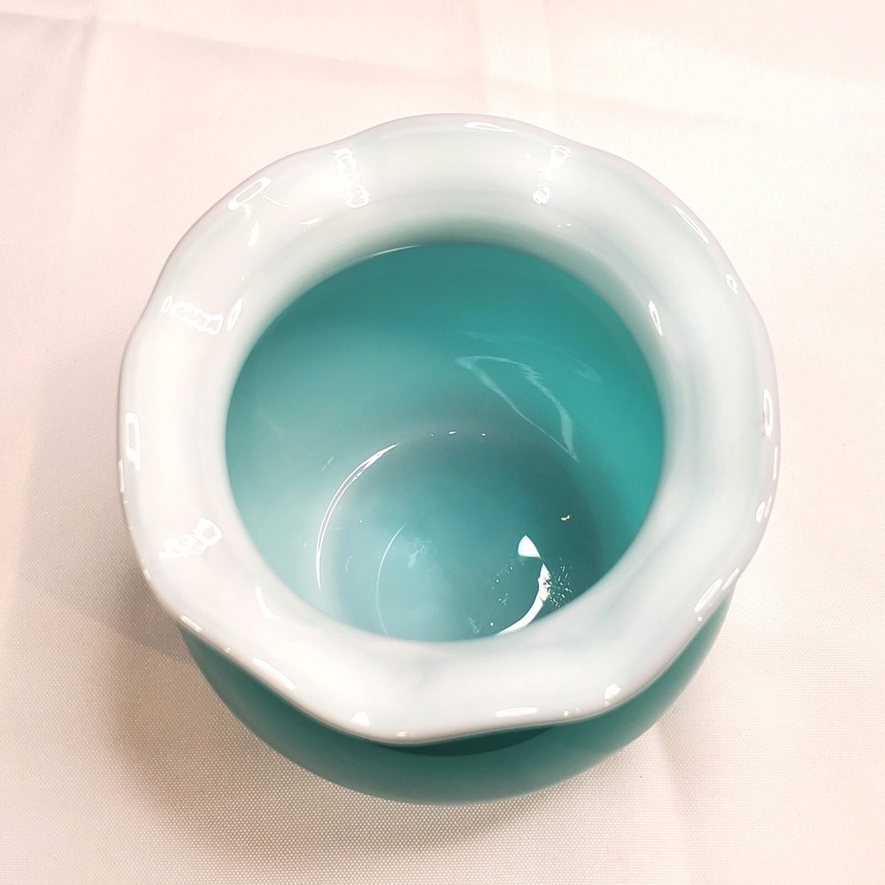 Gorgeous Design China 4" Ruffled Edge Glass Bowl Vase Turquoise & White Inside - Picture 8 of 10